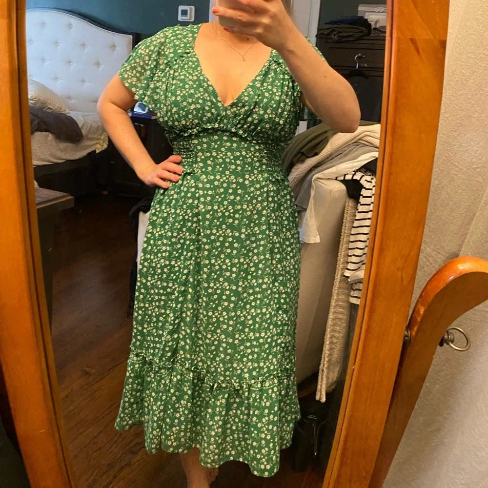 Max Studio- Green Floral Midi Dress flowy lightweight spring M? SIZE TAG MISSING - Picture 3 of 16